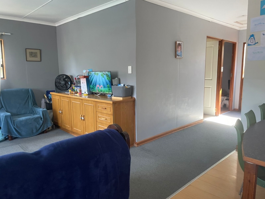 6 Bedroom Property for Sale in West Bank Eastern Cape